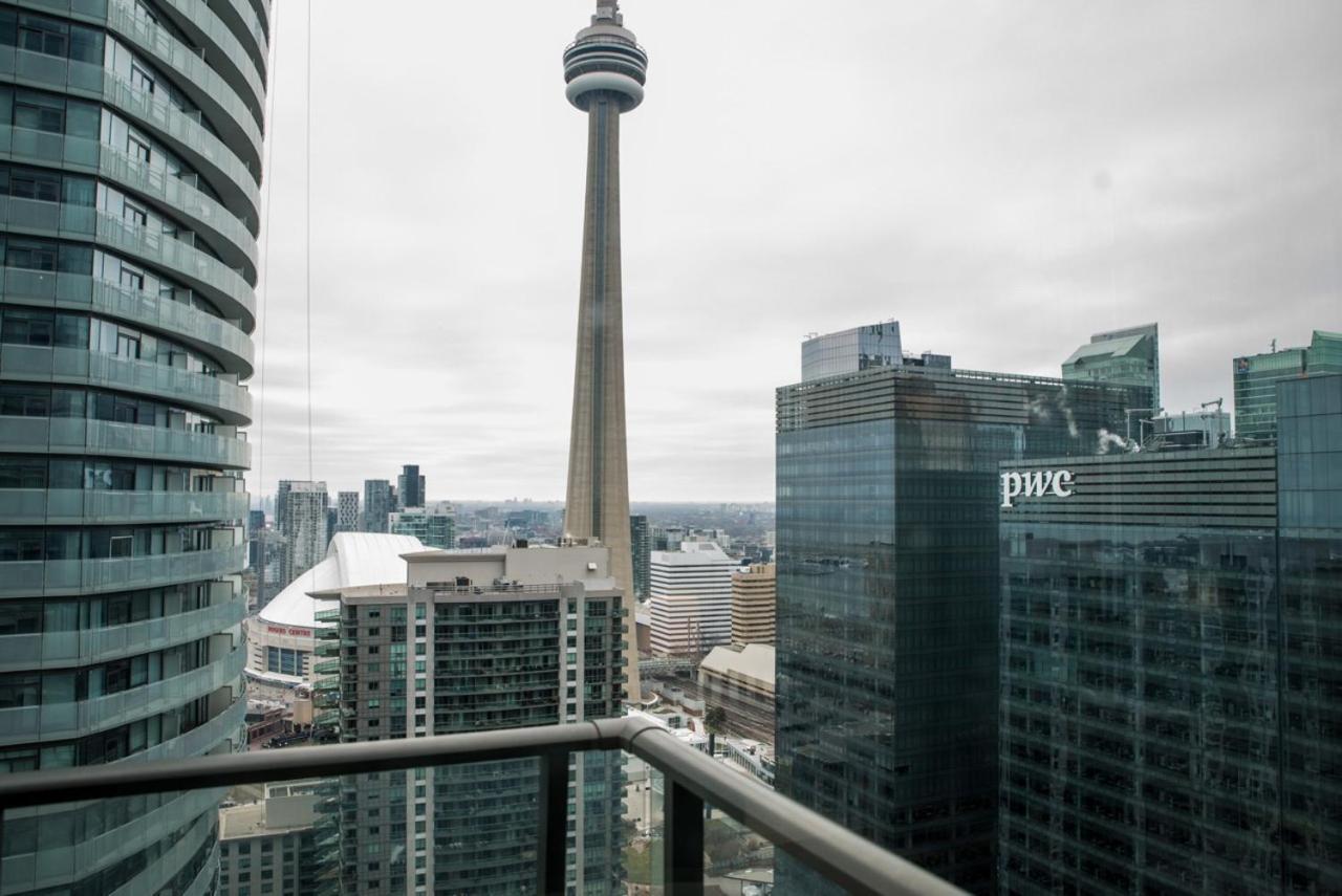 Sarkar Suites - Maple Leaf Square Toronto Exterior photo